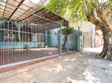 Casa · 225m² · 5 Ambientes · San Martín Centro - Refaccionada - Impecable