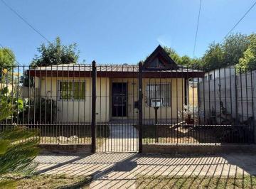 Casa · 146m² · 3 Ambientes · 2 Cocheras · En Venta 3 Amb, 2 Dorm. y Cochera