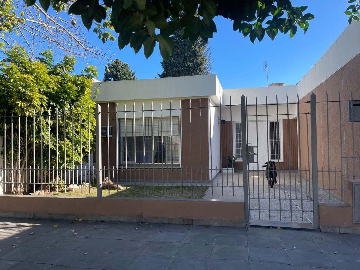 Maestra Catalina Rodríguez 300