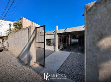 Local comercial · 200m² · 3 Ambientes · Local en Alquiler, Apto Gastronomia