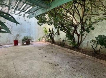 Departamento · 68m² · 4 Ambientes · Venta Villa Crespo 4 Amb con Gran Patio
