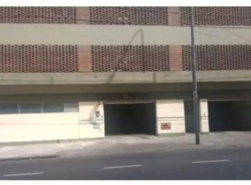 Garage · 42m² · Cochera a La Venta Flores Cubierta de 15 m