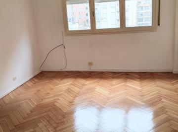 Departamento de 2 ambientes, Recoleta · 2 Ambientes Al Frente en Recoleta, Muy Luminoso, Alquiler Temporario Sin Muebles, Usd 450 + Exp
