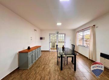 Casa · 117m² · 4 Ambientes · 2 Cocheras · Casa en Venta en Melchor Romero, La Plata