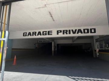 Garage · Venta Cochera Fija Cubierta en Villa Crespo