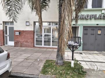 Local comercial · 33m² · 2 Ambientes · Local Comercial - Consultorio - Depósito