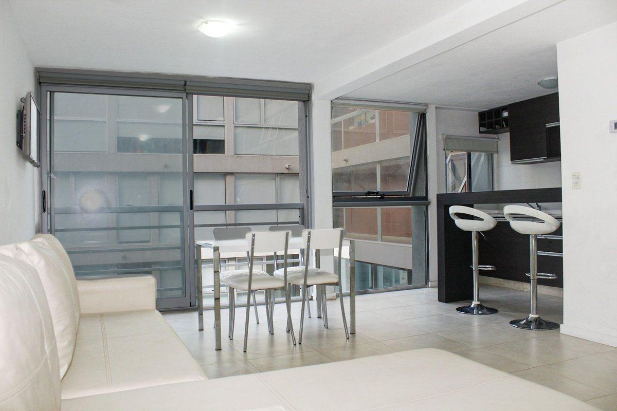 Colombres 2700
