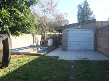 Casa de 4 ambientes, Berazategui · Casa de 3 Amb con Pileta y Mono con Baño en Mismo Terrerno