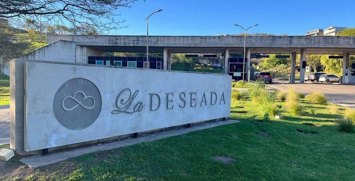 Avenida Ejército Argentino 300, La Calera, Córdoba