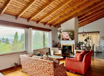 Casa · 264m² · 4 Ambientes · 1 Cochera · Casa en Venta 4 Ambientes Jardín Botánico
