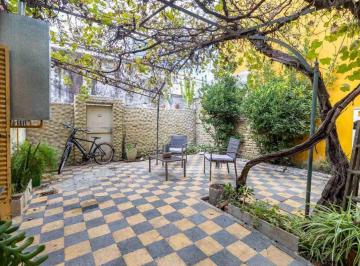 PH · 83m² · 3 Ambientes · 1 Cochera · PH 3 Amb en Venta con Patio Cochera Terraza