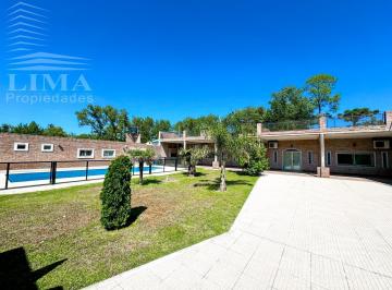 Casa · 332m² · 7 Ambientes · 2 Cocheras · Casa 3 Dorm. - Roldán