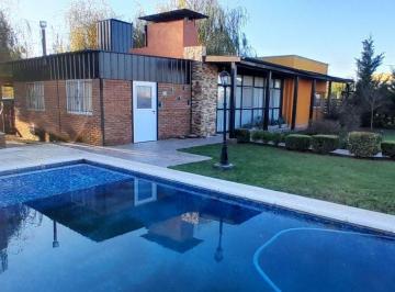 Casa · 120m² · 4 Ambientes · 2 Cocheras · Venta Casa en San Vicente