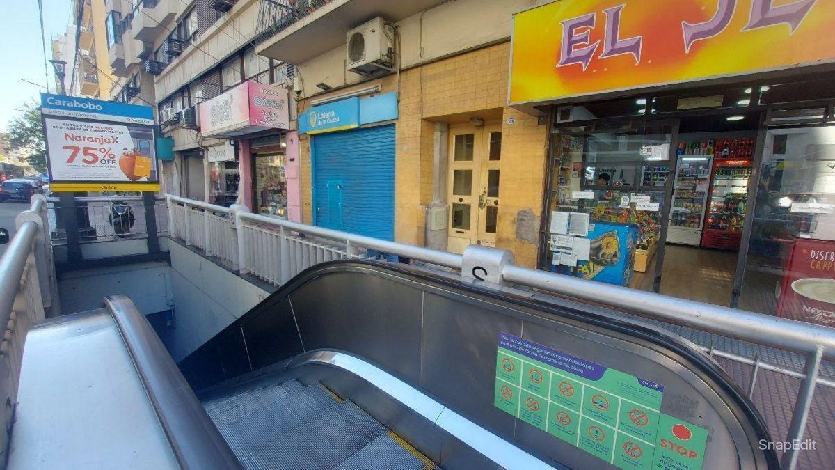 Avenida Rivadavia 6300