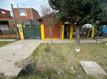 Casa · 139m² · 3 Ambientes · 1 Cochera · Venta Casa 3 Amb + Depto 3 Amb en Jcp Apto Credito