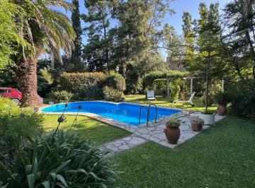 Quinta vacacional · 73m² · 2 Dormitorios · Casa Quinta en Ezeiza (La Uniön) Parque - Pileta