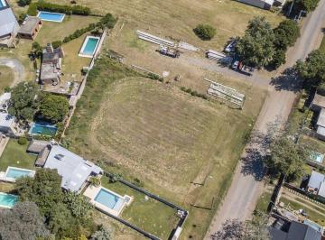 Terreno · 2084m² · Venta Lotes en Pueblo Esther, Ruta N16