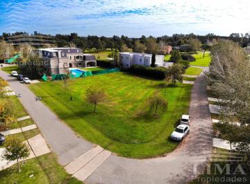 Terreno · 1452m² · Terreno en Kentucky Esquina de 1452 m Zona Golf