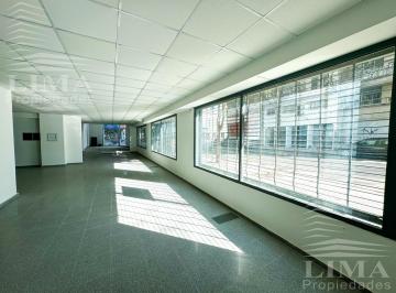 Local comercial · 571m² · 1 Ambiente · 2 Cocheras · Local Comercial Urquiza 2700