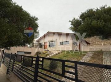 Casa · 247m² · 4 Ambientes · 1 Cochera · Casa 3 Dorm y Patio Altos de La Villa Rada Tilly