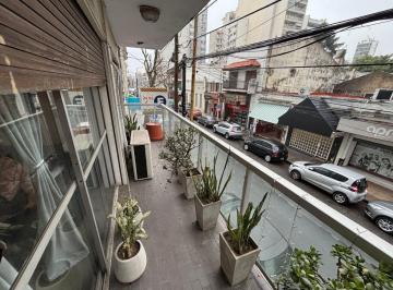 Departamento · 85m² · 4 Ambientes · Depto 4 Amb con Balcon en Venta en Avellaneda