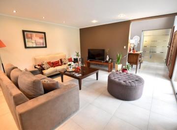 Casa · 291m² · 8 Ambientes · 2 Cocheras · Venta · Funes Cuatro Dorm.