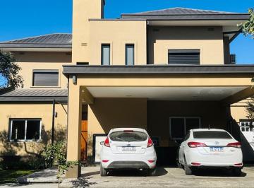 Casa · 187m² · 6 Ambientes · 2 Cocheras · Venta Casa 3 Dormit Barrio Privado Las Quintas 1