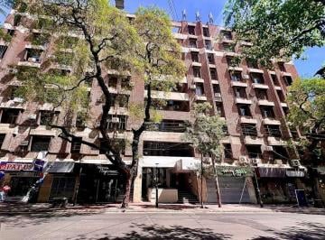 Departamento · 84m² · 4 Ambientes · Venta Departamento, 9 de Julio y Rivadavia. Ciudad
