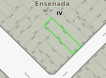 Casa · 160m² · 4 Ambientes · Casa a Refaccionar en Venta