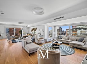 Departamento · 311m² · 6 Ambientes · 3 Cocheras · Departamento en Belgrano 6 Ambientes, vista Al Rio, Seguridad 24hs.
