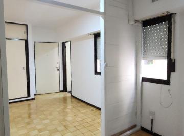 Departamento de 1 ambiente, Almagro · Monoambiente Dividido. Permite Mascota. Cocina Separada y Baño Completo.