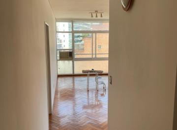 Departamento de 2 ambientes, Belgrano · Excelente Departamento en Torre de Diseño – Ubicación Estratégica