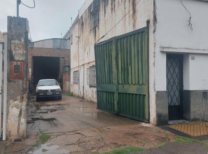 Bodega-Galpón · 135m² · 2 Ambientes