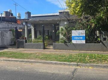 Casa · 204m² · 3 Ambientes · 1 Cochera · Casa en Venta en Boulogne, San Isidro, G. B. a. Zona Norte