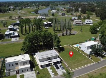 Terreno · 616m² · Lote Interno en El Sector Mas Consolidado de Azzurra Tortugas, Orientacion Este.