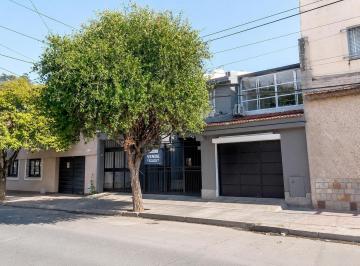 Casa · 380m² · 6 Ambientes · 2 Cocheras · Casa en Venta Sobre Maipú Al 200, Salta Capital