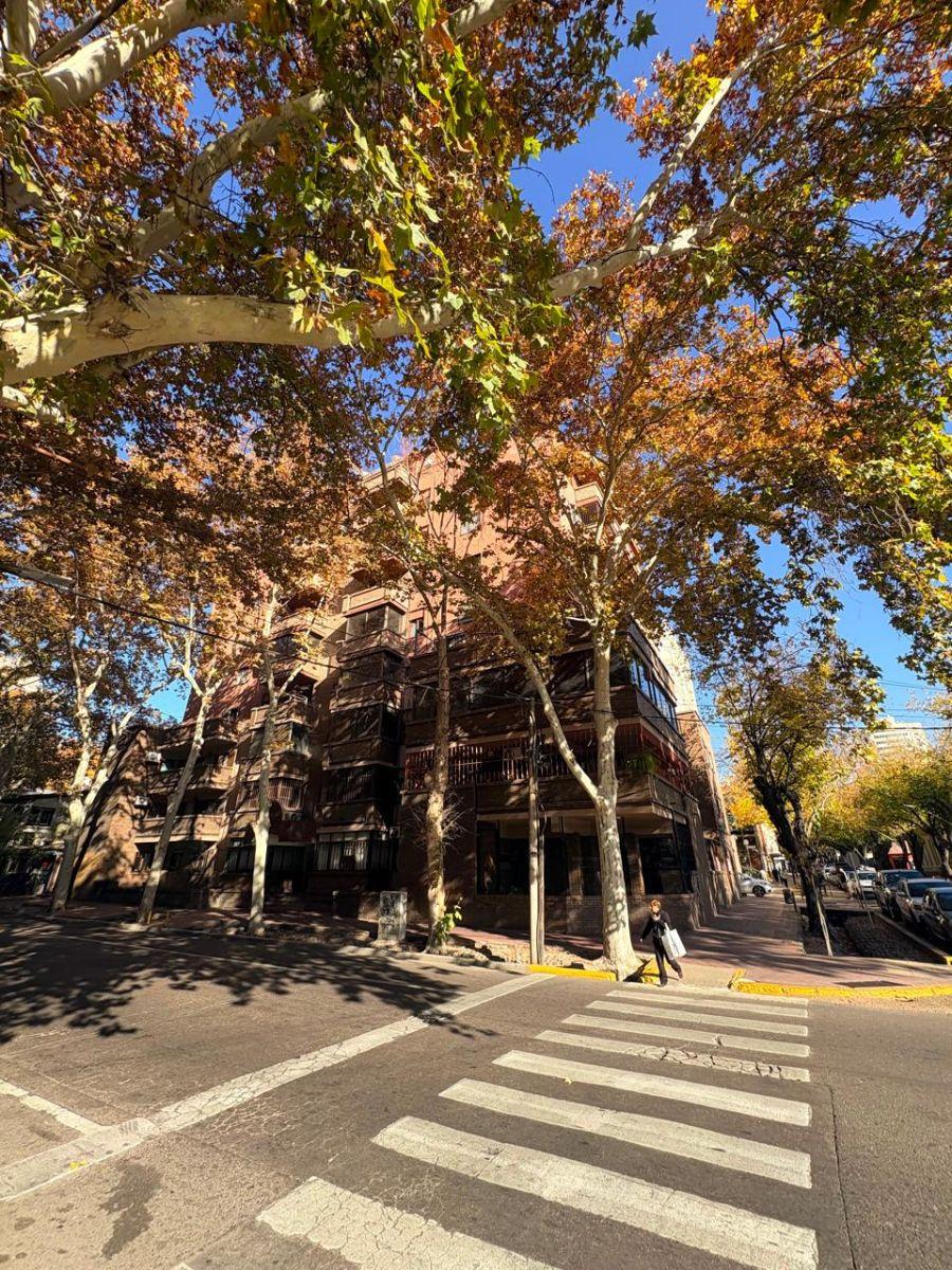 Chile 990, Ciudad de Mendoza, Mendoza