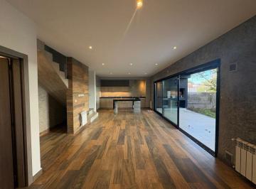 Casa de 4 ambientes, Córdoba · Venta Casa a Estrenar de 2 Dorm. con Posibilidad 3 - 3 Baños - a Estrenar, en Housing Cerrado