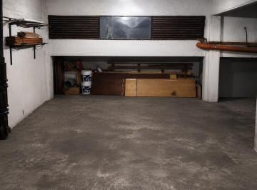 Garage , La Plata · Alquiler de Cochera Techada con Baulera