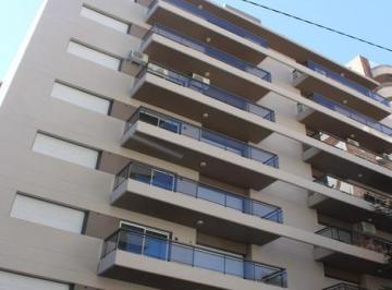 Departamento · 36m² · 2 Ambientes · 1 Cochera · Brown Al 1700 Alquiler Departamento 1 Dormitorio con Cochera en Rosario Barrio Pichincha