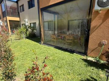 Departamento · 45m² · 2 Ambientes · 1 Cochera · Venta Departamento 2 Amb con Jardín - Altos de La Cañada - Pilar