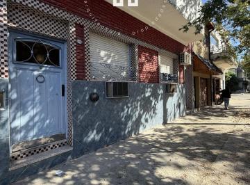 PH · 168m² · 4 Ambientes · Venta PH Increible 4 Amb. Patio y Balcon en Villa Urquiza Para Actualizar