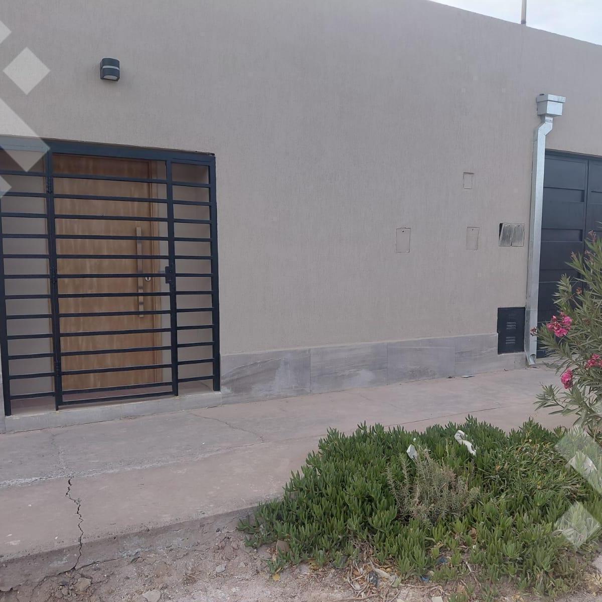 Alquiler Casa 4 Plazas - Empresa - Rincón de los Sauces - Neuquén