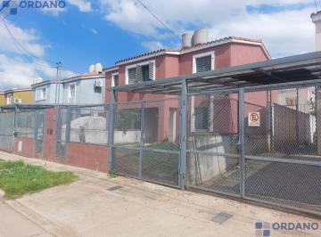 Casa · 84m² · 3 Ambientes · 1 Cochera · Duplex en Matienzo 2 Dorm + Escritorio