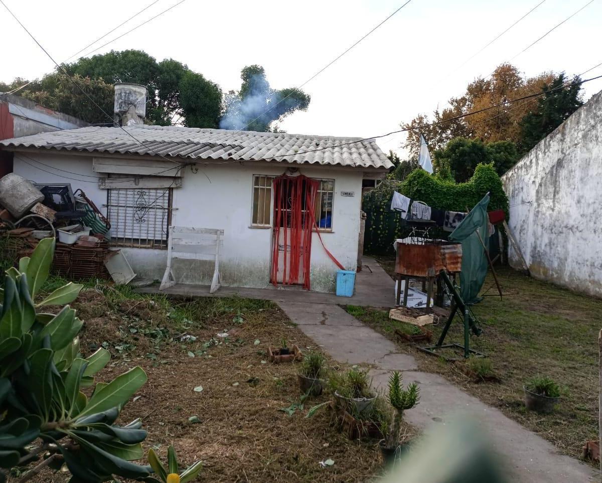 Azucena Maizani 2155, Mar del Plata.