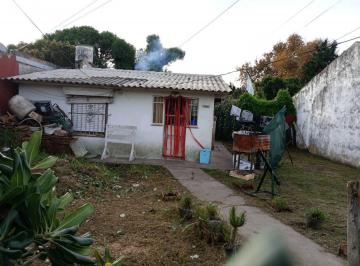 Casa · 40m² · 1 Dormitorio · Casa Modesta Sobre Lote 12x24