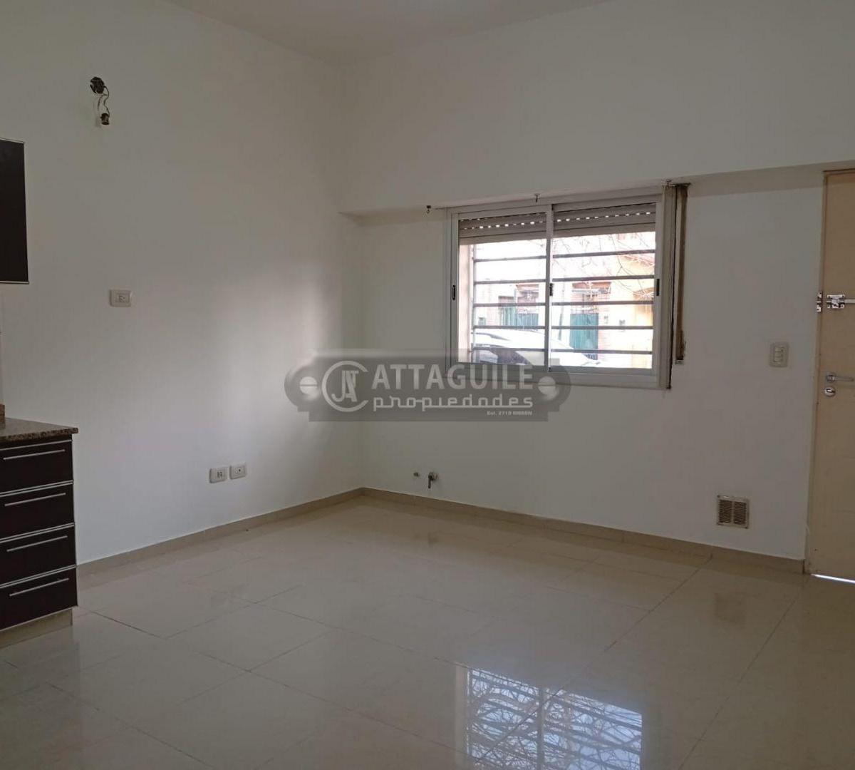 Departamento 2 Ambientes. | Alfonsin (Ex Roca) 1504, Gba Oeste