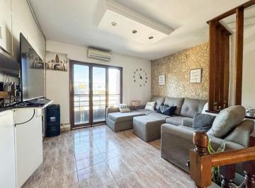 Casa · 191m² · 6 Ambientes · 2 Cocheras · Zuviria 6000 - Casa de 3 Dorm. en Venta – Barrio Belgrano, Rosario