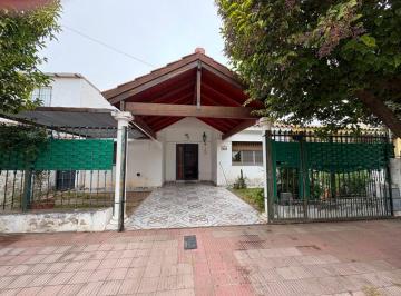 Casa de 7 ambientes, Córdoba · Vendo Casa 3 Dorm. B° Residencial América