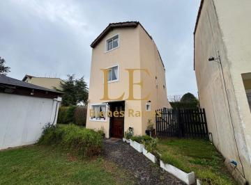 Casa · 120m² · 4 Ambientes · 1 Cochera · Venta Casa Triplex en Jardines de Escobar